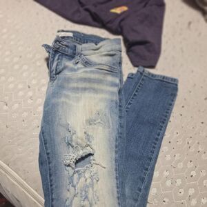 KanCan Women's Skinny Jeans in Light Blue and Medium Blue